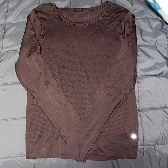 Lululemon Breeze By Long Sleeve Shirt
